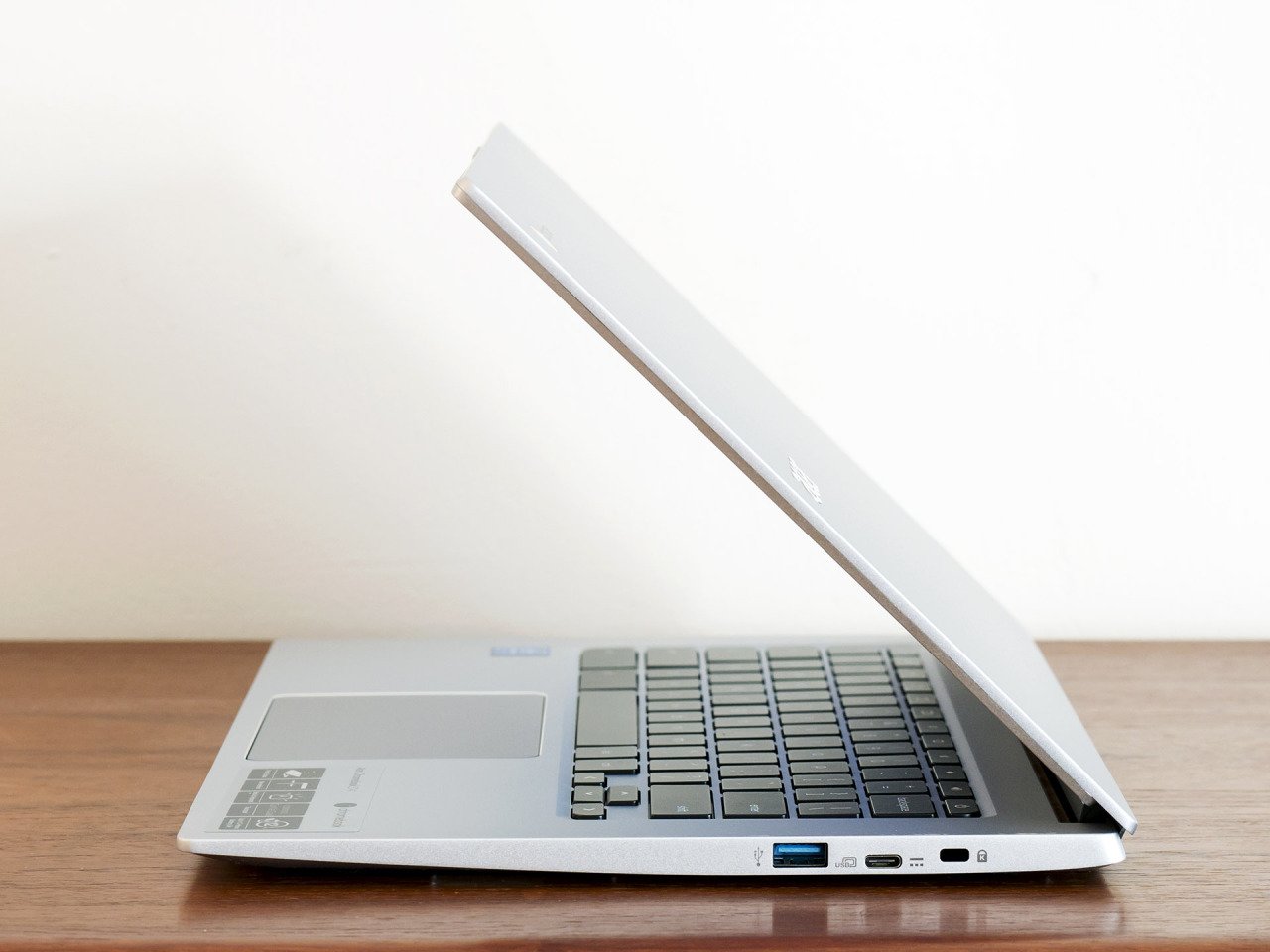 Acer Chromebook 514 - Right Edge